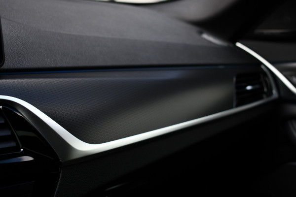 BMW 5 Serie 545e xDrive M-Sport Pano Comfseat HUD ACC H/K 360 Laser