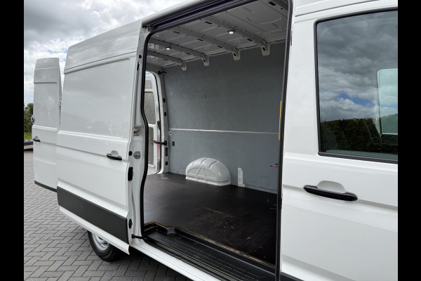 Volkswagen Crafter 2.0 TDI 141 PK / L3H3 / 1e EIGENAAR / ZEER NETJES !! / AIRCO / CRUISE / ERGO GEVEERDE STOEL
