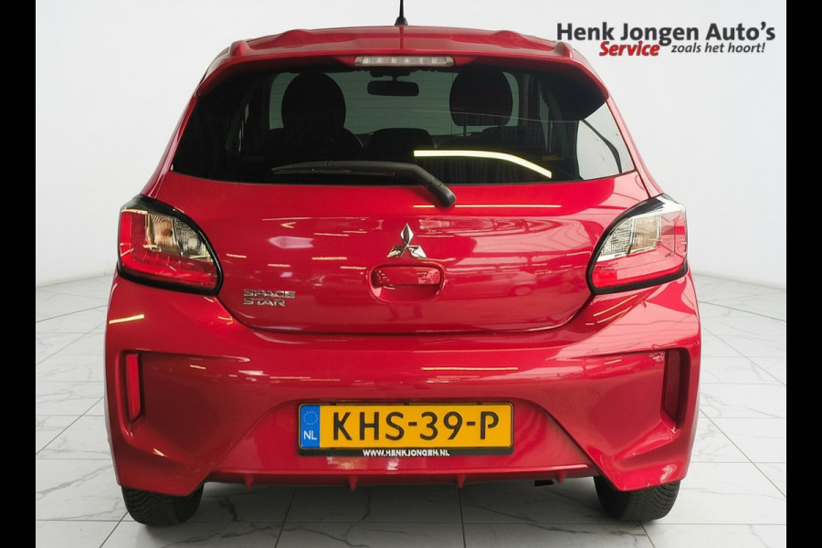 Mitsubishi Space Star 1.2 Dynamic AUTOMAAT uit 2023 Rijklaar + 12 maanden Bovag-garantie Henk Jongen Auto's in Helmond,  al 50 jaar service zoals 't hoort!