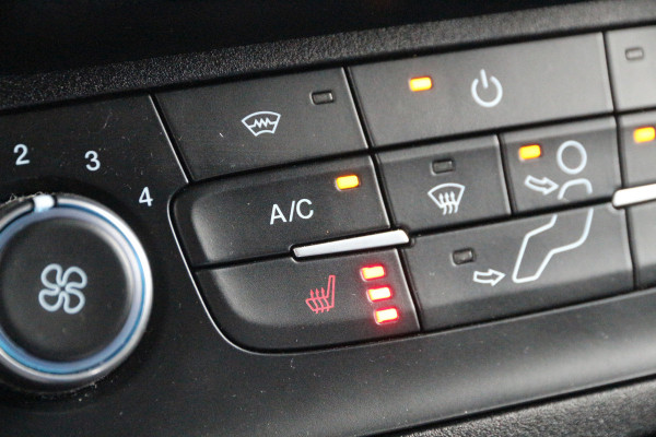 Ford Transit Connect 1.5 EcoBlue 100 | L2 | Stoelverwarming | Airco..