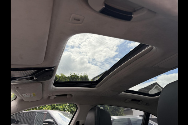 BMW 7 Serie 745Le xDrive High Executive | TV Schermen | Panoramadak | 360* Camera | Massage | Head-Up Display |