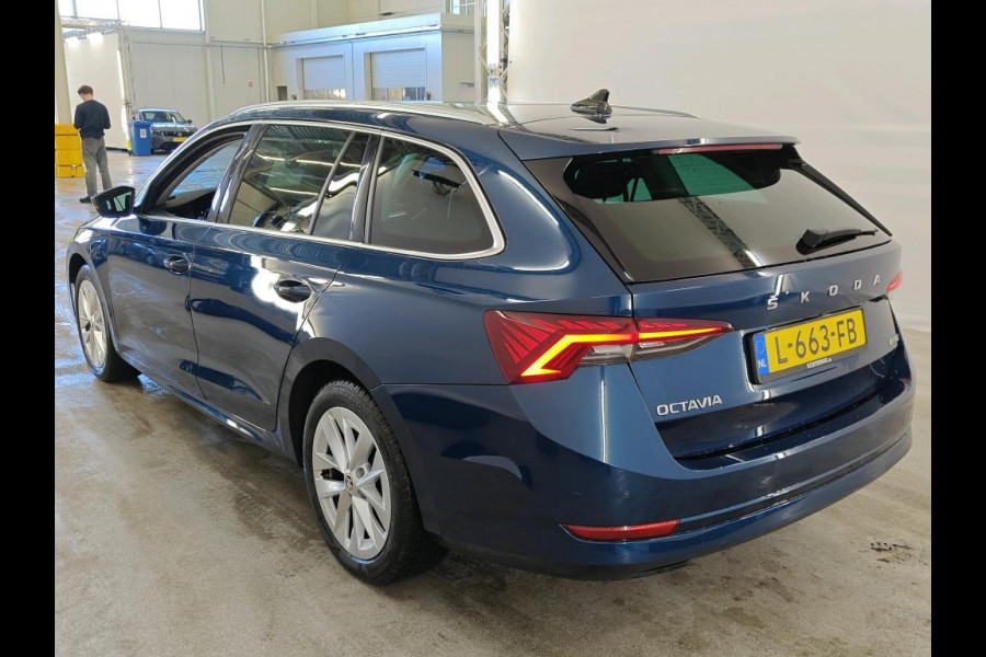 Škoda Octavia Combi 1.0 e-TSI Business Edition Plus NL-AUTO | PANODAK | LEDER | CAMERA