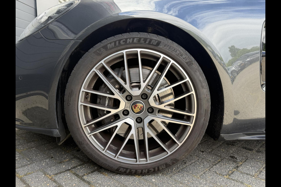 Porsche Panamera 2.9 4 E-Hybrid Platinum Edition | Sport Chrono | Panormadak | 360* Camera | Stoelventilatie/Verwarming | Adaptive Cruise Control |