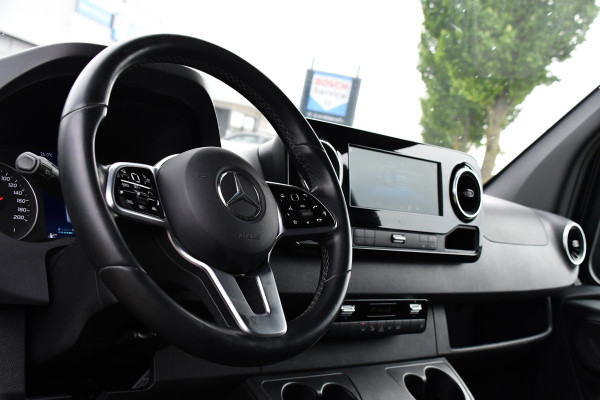 Mercedes-Benz Sprinter 319 3.0 CDI L2H1 AMG Edition Adaptieve Cruise, Camera, LED, Leder, 10,5" Mbux, NAVI, Carplay, Stoelverwarming, BOM VOL!