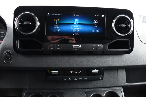 Mercedes-Benz Sprinter 319 3.0 CDI L2H1 AMG Edition Adaptieve Cruise, Camera, LED, Leder, 10,5" Mbux, NAVI, Carplay, Stoelverwarming, BOM VOL!