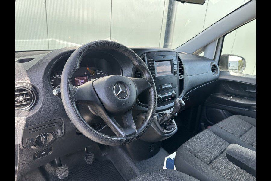 Mercedes-Benz Vito 110 CDI / L3H1 / MAXI / OPRIJPLANK / ACHTERUITRIJCAMERA / AIRCO / BIJRIJDERSBANK / SIDE BARS