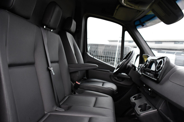 Mercedes-Benz Sprinter 319 3.0 CDI L2H1 AMG Edition Adaptieve Cruise, Camera, LED, Leder, 10,5" Mbux, NAVI, Carplay, Stoelverwarming, BOM VOL!