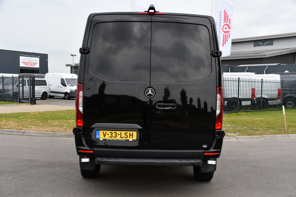 Mercedes-Benz Sprinter 319 3.0 CDI L2H1 AMG Edition Adaptieve Cruise, Camera, LED, Leder, 10,5" Mbux, NAVI, Carplay, Stoelverwarming, BOM VOL!