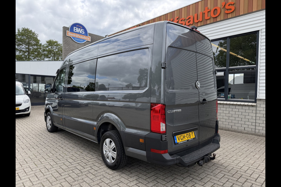 Volkswagen Crafter 35 2.0 TDI 177pk L3H3 ( L2H2 ) DC 6 persoons Comfortline / euro 6 / bpm vrij / vaste prijs rijklaar € 31.950 ex btw / lease vanaf € 521 / airco / cruise / grijs metallic !
