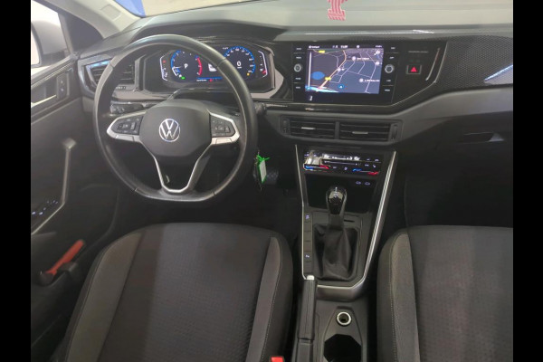 Volkswagen Polo 1.0 TSI Life Business NL-AUTO | NAVI | LED| STOELVERWARMING