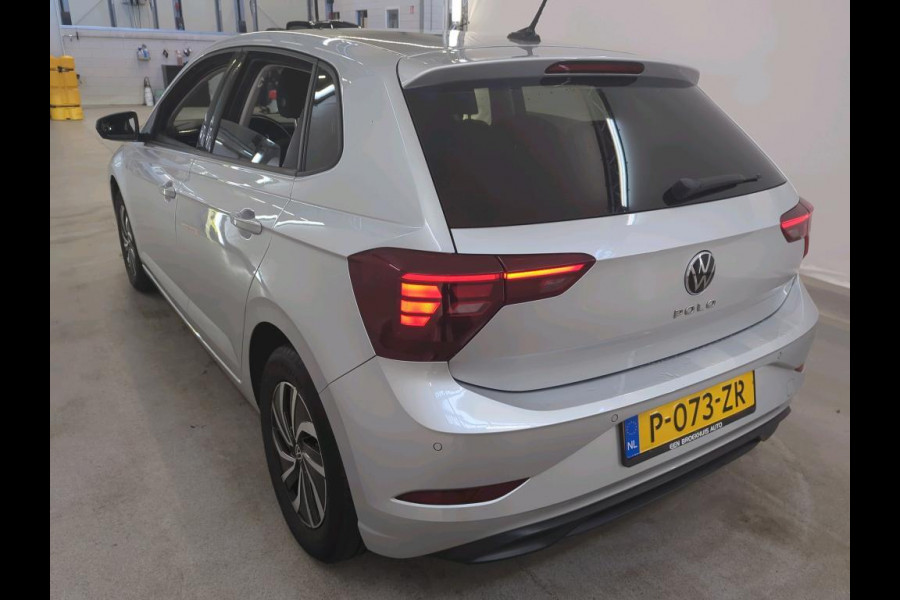 Volkswagen Polo 1.0 TSI Life Business NL-AUTO | NAVI | LED| STOELVERWARMING