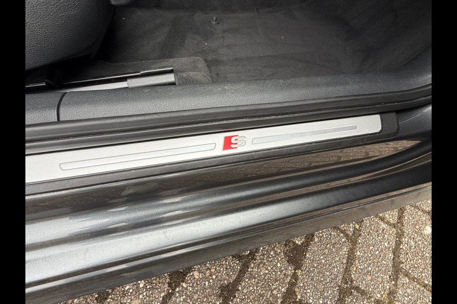 Audi A3 Sportback 1.5 TFSI CoD Sport S Line Edition / NAVI / NAP / APK / Garantie / Inruil mog.