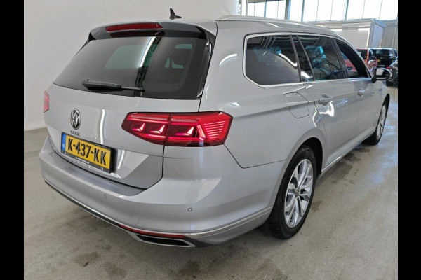 Volkswagen Passat Variant 1.4 TSI PHEV GTE Business NL-AUTO | STOELVERWARMING | CAMERA