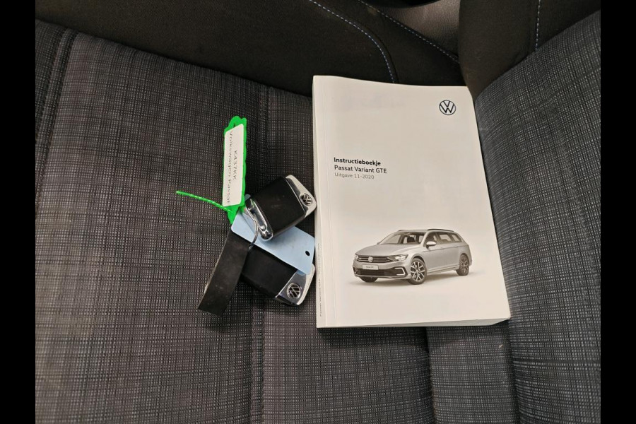 Volkswagen Passat Variant 1.4 TSI PHEV GTE Business NL-AUTO | STOELVERWARMING | CAMERA