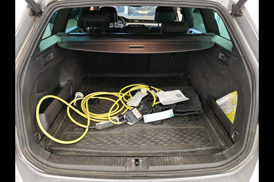 Volkswagen Passat Variant 1.4 TSI PHEV GTE Business NL-AUTO | STOELVERWARMING | CAMERA