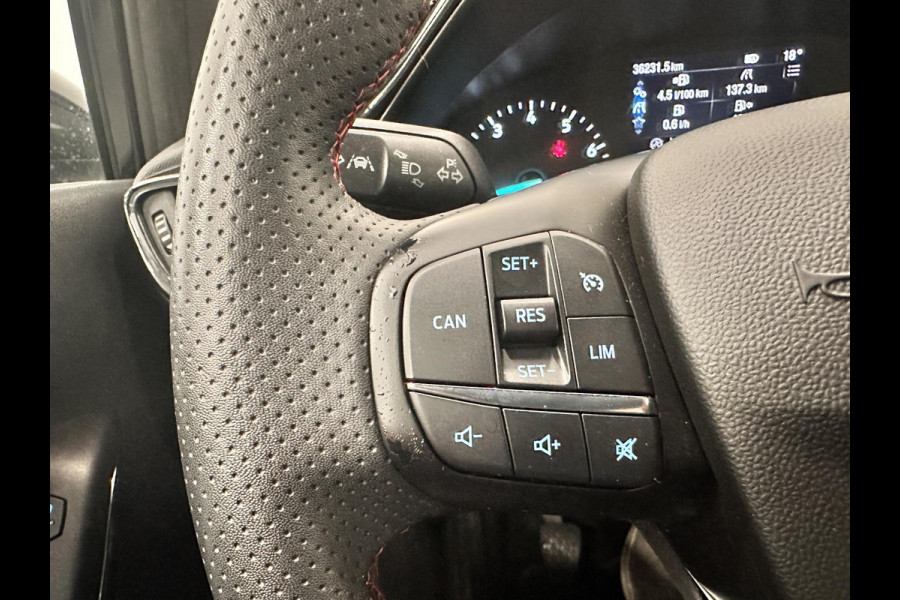 Ford Fiesta 1.0 EcoBoost Hybrid ST-Line Facelift! Airco ECC Navi Carplay PDC + Camera Achter LM Velgen 17" Full LED Keyless Stoel/Stuurwielverwarming