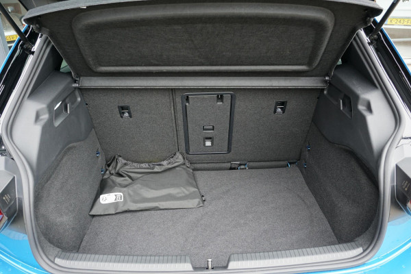 Volkswagen ID.3 Limited Edition 52 kWh * NIEUWSTAAT * + 19'' / SENSOREN