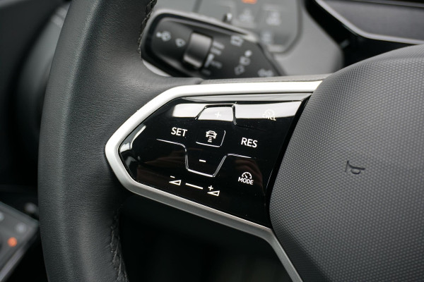 Volkswagen ID.3 Limited Edition 52 kWh * NIEUWSTAAT * + 19'' / SENSOREN
