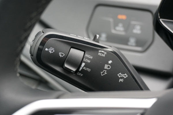 Volkswagen ID.3 Limited Edition 52 kWh * NIEUWSTAAT * + 19'' / SENSOREN
