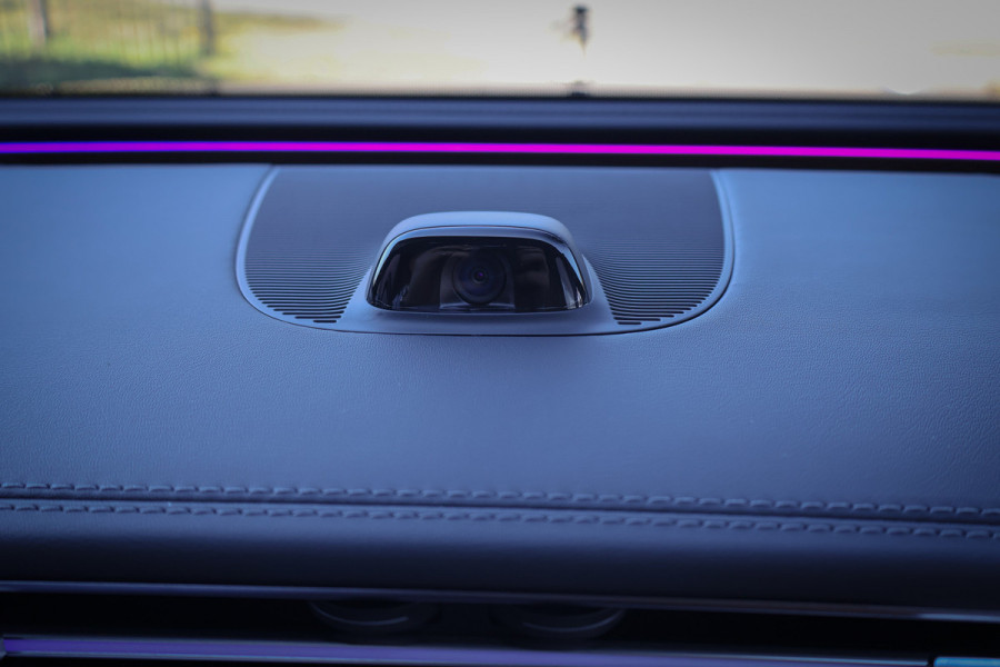 Mercedes-Benz E-Klasse Estate 300 e AMG Line | AIRMATIC | BURMESTER 4D | HYPERSCREEN | ADAPTIVE | STOELVERWARMING & VERKOELING & MASSAGE | STUURVERWARM MULTICONTOUR ZETELS | HEAD UP | DUBBEL GLAS | AC+DC LADEN | VERLICHTE GRILLE |  TREKHAAK | 360 CAMERA | 300e