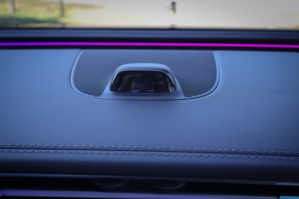 Mercedes-Benz E-Klasse Estate 300 e AMG Line | AIRMATIC | BURMESTER 4D | HYPERSCREEN | ADAPTIVE | STOELVERWARMING & VERKOELING & MASSAGE | STUURVERWARM MULTICONTOUR ZETELS | HEAD UP | DUBBEL GLAS | AC+DC LADEN | VERLICHTE GRILLE |  TREKHAAK | 360 CAMERA | 300e