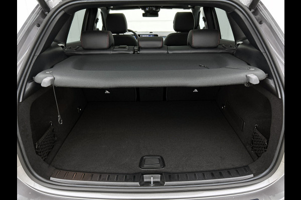 Mercedes-Benz EQA 250+ Business Solution AMG 71 kWh | Premium pakket | Nightpakket | DISTRONIC | Panoramaschuifdak | 360° camera | 20 inch multispaaks lichtmetalen velgen | Burmester Surround Sound |