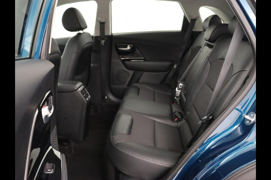 Kia Niro 1.6 GDi Hybrid DynamicLine | Trekhaak | Adaptive cruise | Half leder | Carplay | Camera | Navigatie | Parkeerhulp | Climate control | Lichtmetalen velgen
