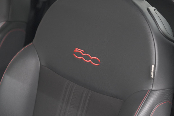 Fiat 500 1.0 Hybrid Sport | Schuif-/Kanteldak | Apple Carplay | Parkeersensoren