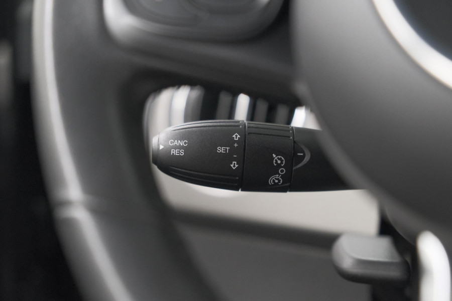 Fiat 500 1.0 Hybrid Sport | Schuif-/Kanteldak | Apple Carplay | Parkeersensoren