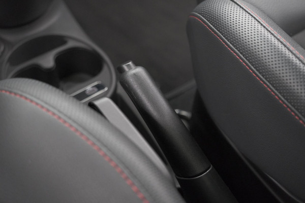 Fiat 500 1.0 Hybrid Sport | Schuif-/Kanteldak | Apple Carplay | Parkeersensoren