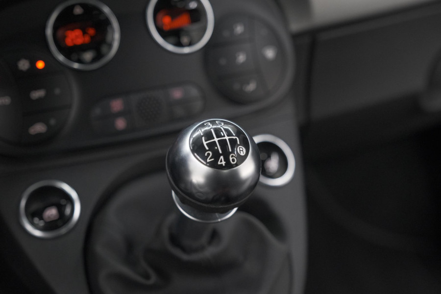 Fiat 500 1.0 Hybrid Sport | Schuif-/Kanteldak | Apple Carplay | Parkeersensoren