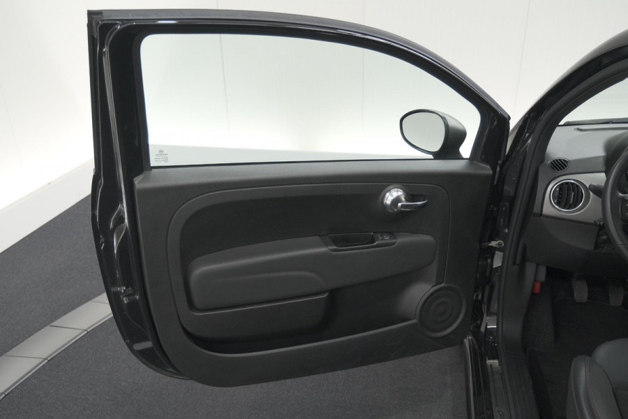 Fiat 500 1.0 Hybrid Sport | Schuif-/Kanteldak | Apple Carplay | Parkeersensoren