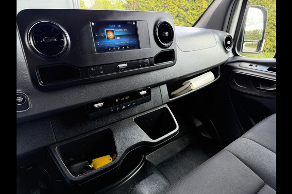 Mercedes-Benz Sprinter 316 2.2 CDI 164 PK / AUTOMAAT / L3H2 / CAMERA / 3-ZITS / CARPLAY / CRUISE / AIRCO