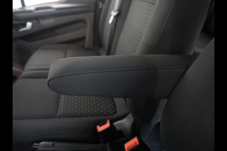 Ford Transit Custom 300 2.0 TDCI Automaat L2H1 Trend Dubbele Cabine | Airco | Navigatie | Cruisecontrol | Camera | PDCVA | Trekhaak