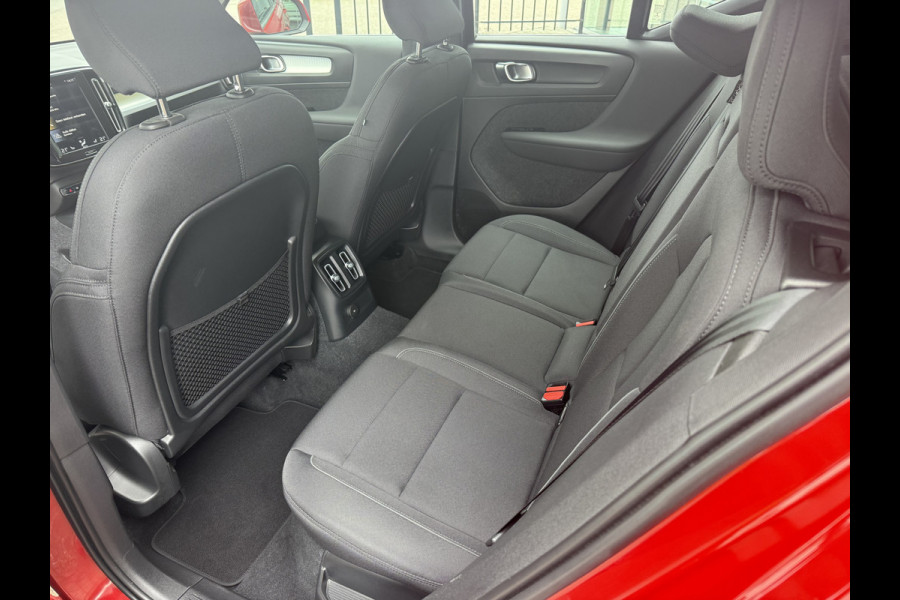 Volvo XC40 1.5 T4 Recharge Inscription Expression ** Memory ** Camera ** Winter-line ** Carplay ** DAB