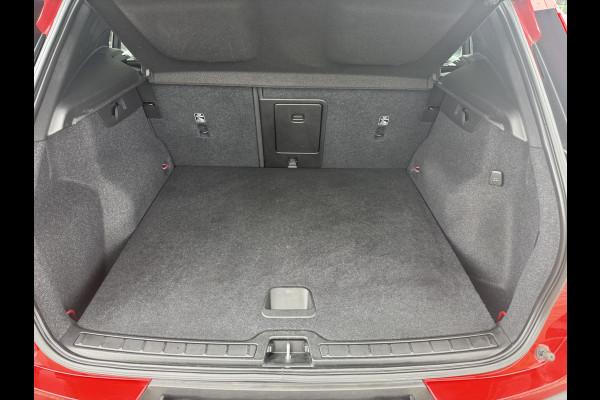 Volvo XC40 1.5 T4 Recharge Inscription Expression ** Memory ** Camera ** Winter-line ** Carplay ** DAB