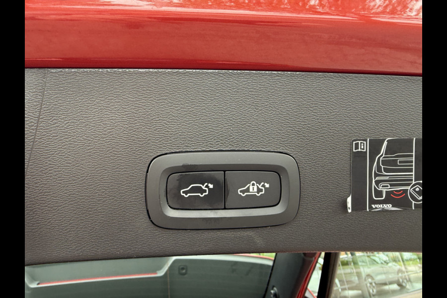 Volvo XC40 1.5 T4 Recharge Inscription Expression ** Memory ** Camera ** Winter-line ** Carplay ** DAB