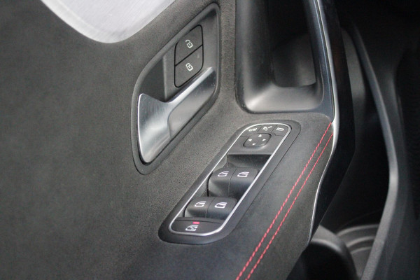 Mercedes-Benz A-Klasse 220 190PK AUTOMAAT BUSINESS SOLUTION AMG | PANORAMA SCHUIF/KANTEL DAK | SFEER VERLICHTING VOOR + ACHTER | STOEL VERWARMING OP BEIDE VOORSTOELEN | MULTIBEAM LED KOPLAMPEN | ACHTERUITRIJ CAMERA | APPLE CARPLAY/ANDROID AUTO | NAVIGATIE | CRUISE CONTROL | NIGHT PAKKET | VERKEERSLICHTEN WEERGAVE | 17" LICHTMETALEN VELGEN AMG | HEMELBEKLEDING ZWART | MBUX MULTIMEDIA SYSTEEM | SPORTSTOELEN | PARKEERSENSOREN VOOR + ACHTER | DRAADLOZE TELEFOONLADER |