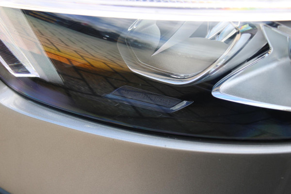 Mercedes-Benz A-Klasse 220 190PK AUTOMAAT BUSINESS SOLUTION AMG | PANORAMA SCHUIF/KANTEL DAK | SFEER VERLICHTING VOOR + ACHTER | STOEL VERWARMING OP BEIDE VOORSTOELEN | MULTIBEAM LED KOPLAMPEN | ACHTERUITRIJ CAMERA | APPLE CARPLAY/ANDROID AUTO | NAVIGATIE | CRUISE CONTROL | NIGHT PAKKET | VERKEERSLICHTEN WEERGAVE | 17" LICHTMETALEN VELGEN AMG | HEMELBEKLEDING ZWART | MBUX MULTIMEDIA SYSTEEM | SPORTSTOELEN | PARKEERSENSOREN VOOR + ACHTER | DRAADLOZE TELEFOONLADER |