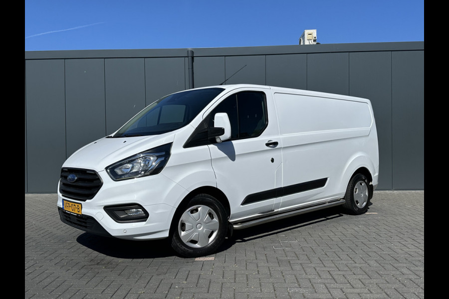 Ford Transit Custom 2.0 TDCI 130 PK / L2H1 / SORTIMO INRICHTING / TREKHAAK / AIRCO / CRUISE / STOEL EN VOORRUIT VERW / 2800 KG AHG