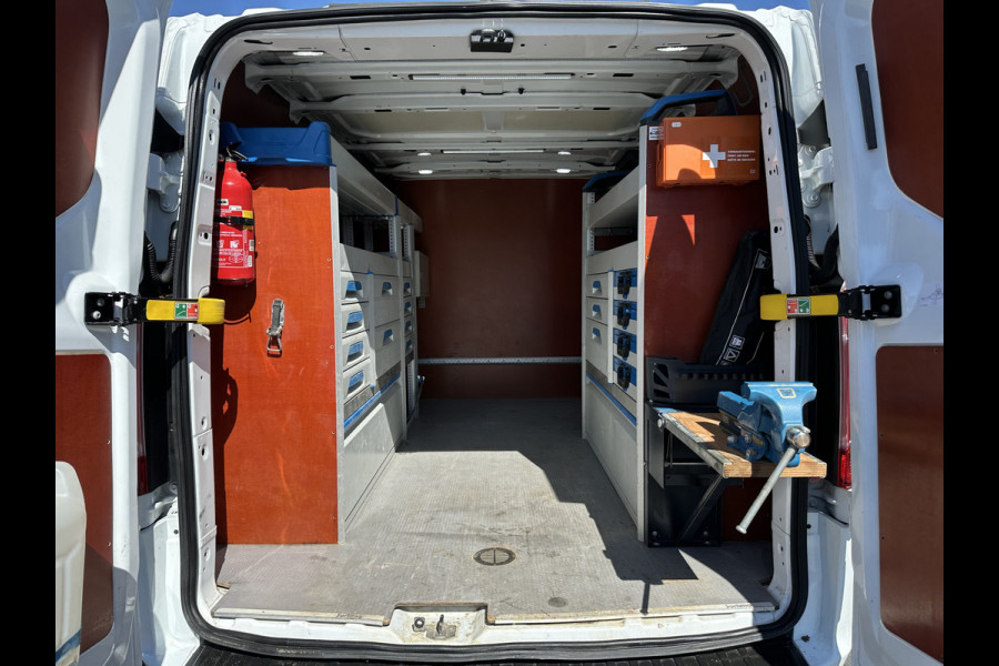 Ford Transit Custom 2.0 TDCI 130 PK / L2H1 / SORTIMO INRICHTING / TREKHAAK / AIRCO / CRUISE / STOEL EN VOORRUIT VERW / 2800 KG AHG