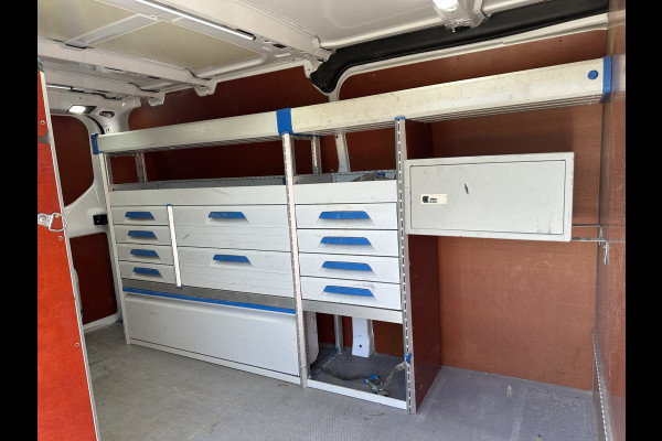Ford Transit Custom 2.0 TDCI 130 PK / L2H1 / SORTIMO INRICHTING / TREKHAAK / AIRCO / CRUISE / STOEL EN VOORRUIT VERW / 2800 KG AHG