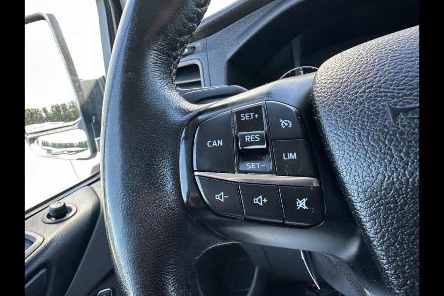 Ford Transit Custom 2.0 TDCI 130 PK / L2H1 / SORTIMO INRICHTING / TREKHAAK / AIRCO / CRUISE / STOEL EN VOORRUIT VERW / 2800 KG AHG