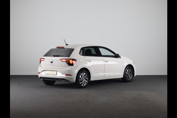 Volkswagen Polo 1.0 TSI Life Edition | Camera | Navigatie | Spiegelpakket | Apple Carplay & Android Auto |