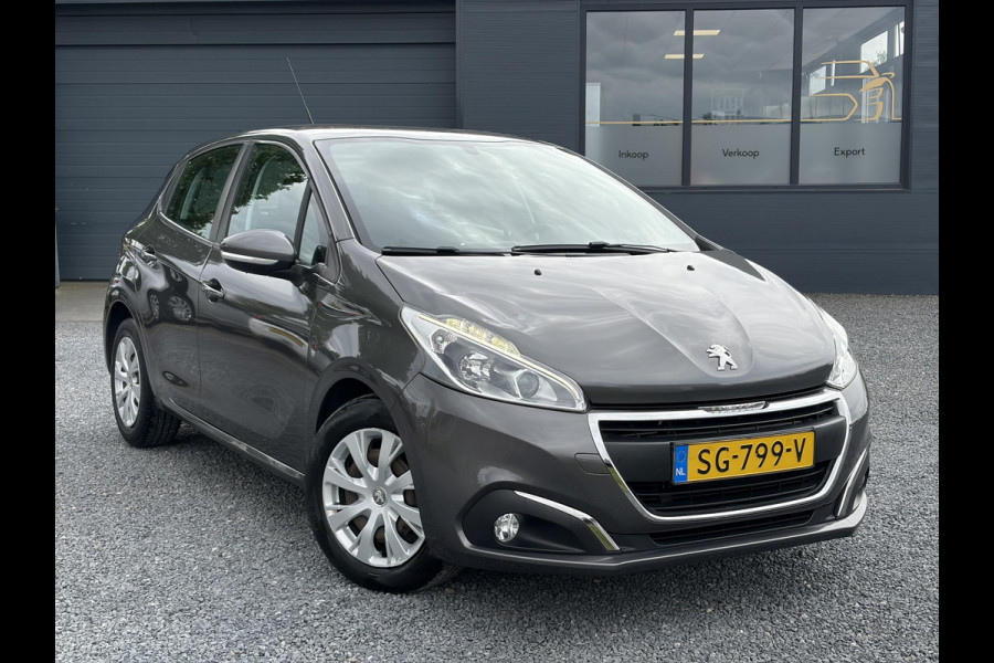 Peugeot 208 1.2 PureTech Blue Lion 2e Eigenaar,5 Deurs,Navi,Airco,Cruise,Pdc,Carplay,N.A.P,Weinig km,Zeer Zuinig,Nieuwe Apk bij Aflevering
