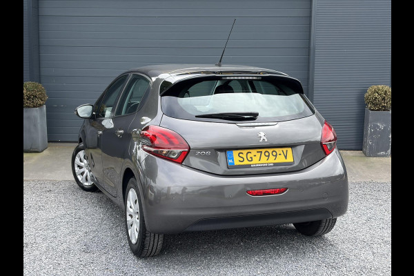 Peugeot 208 1.2 PureTech Blue Lion 2e Eigenaar,5 Deurs,Navi,Airco,Cruise,Pdc,Carplay,N.A.P,Weinig km,Zeer Zuinig,Nieuwe Apk bij Aflevering