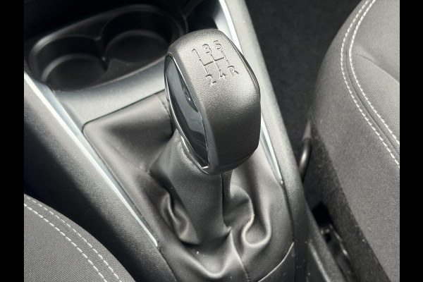 Peugeot 208 1.2 PureTech Blue Lion 2e Eigenaar,5 Deurs,Navi,Airco,Cruise,Pdc,Carplay,N.A.P,Weinig km,Zeer Zuinig,Nieuwe Apk bij Aflevering