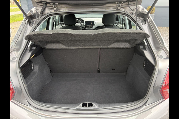 Peugeot 208 1.2 PureTech Blue Lion 2e Eigenaar,5 Deurs,Navi,Airco,Cruise,Pdc,Carplay,N.A.P,Weinig km,Zeer Zuinig,Nieuwe Apk bij Aflevering