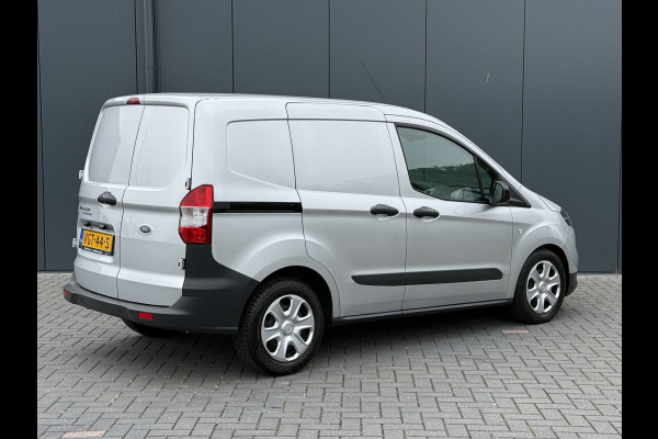Ford Transit Courier 1.5 TDCI / 1e EIGENAAR / 23.338 KM!! / AIRCO / PDC / NAVI / DAB