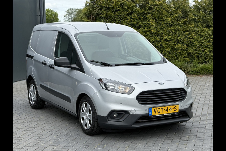 Ford Transit Courier 1.5 TDCI / 1e EIGENAAR / 23.338 KM!! / AIRCO / PDC / NAVI / DAB